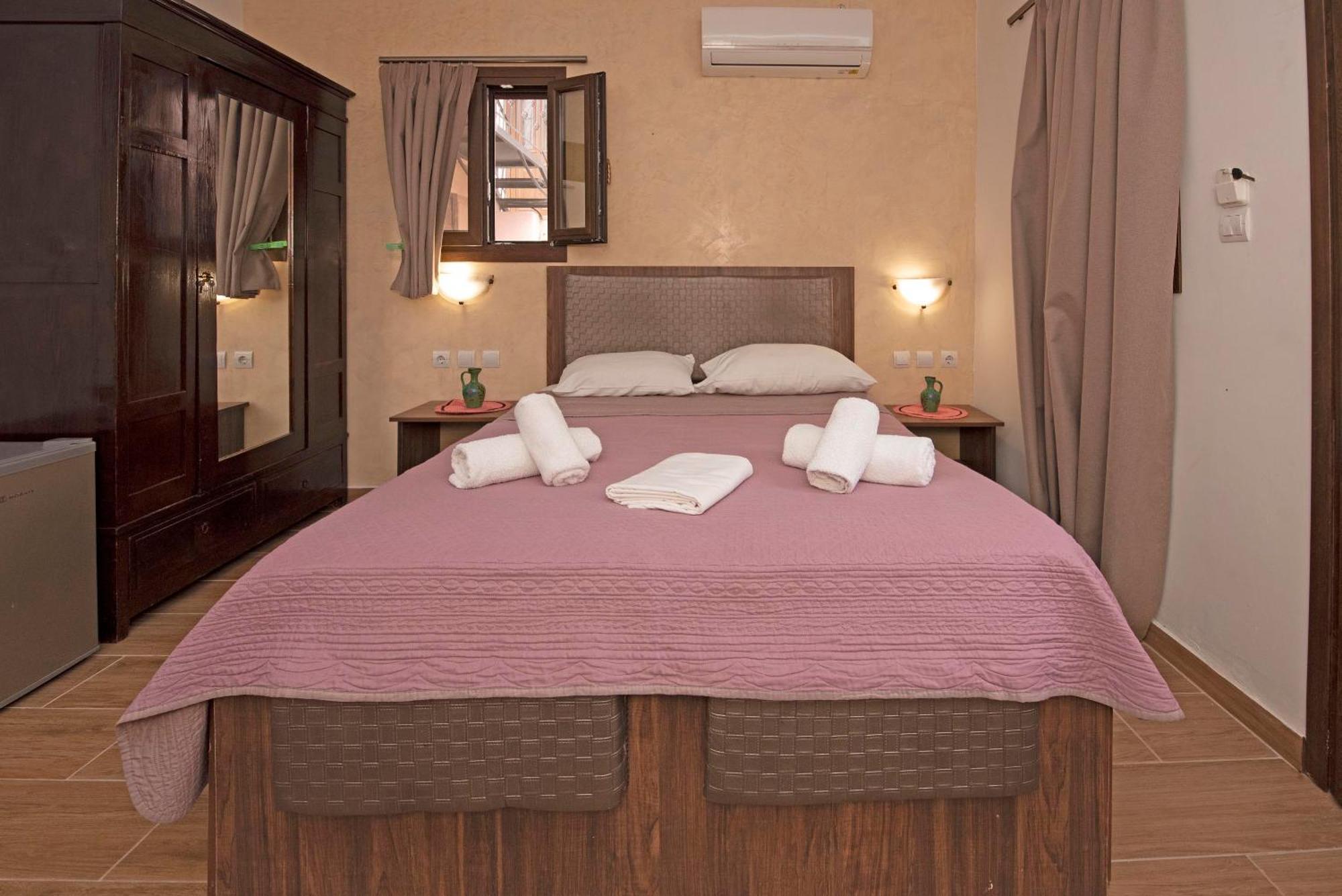 Arionos Rooms - Old Town Rhodes City Esterno foto