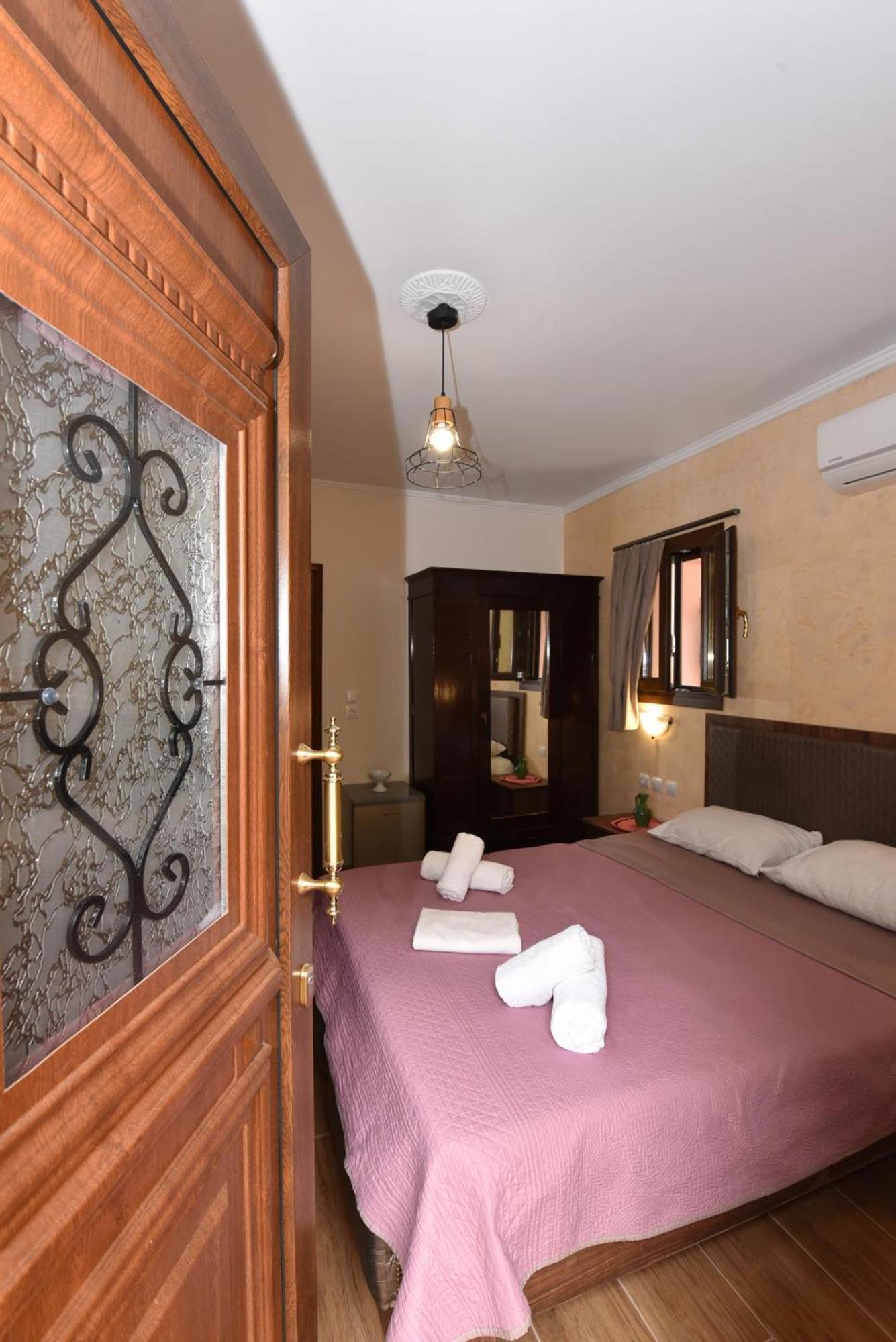 Arionos Rooms - Old Town Rhodes City Esterno foto