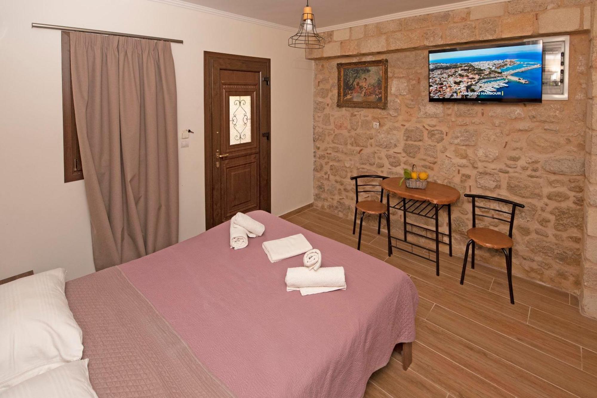 Arionos Rooms - Old Town Rhodes City Esterno foto