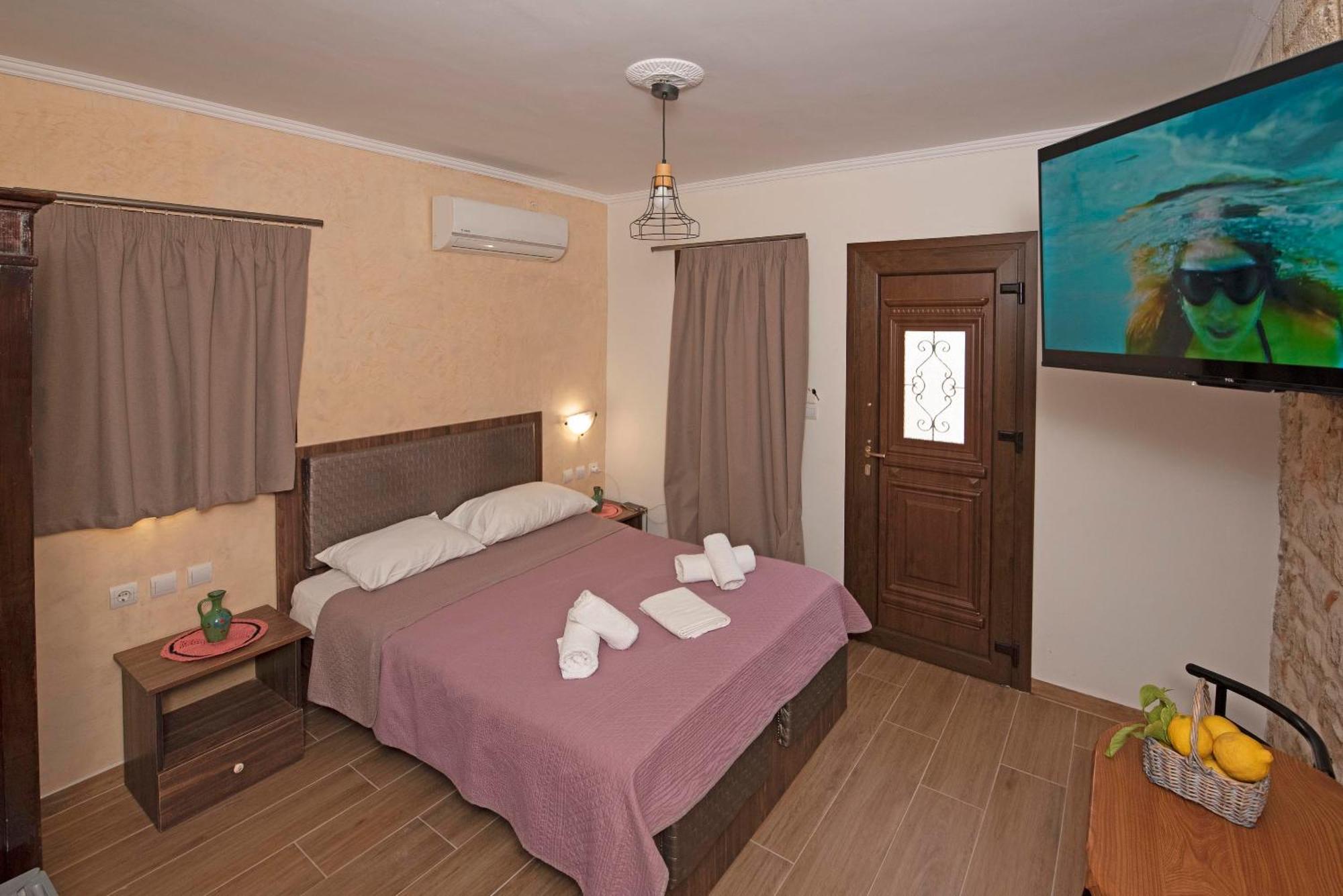 Arionos Rooms - Old Town Rhodes City Esterno foto