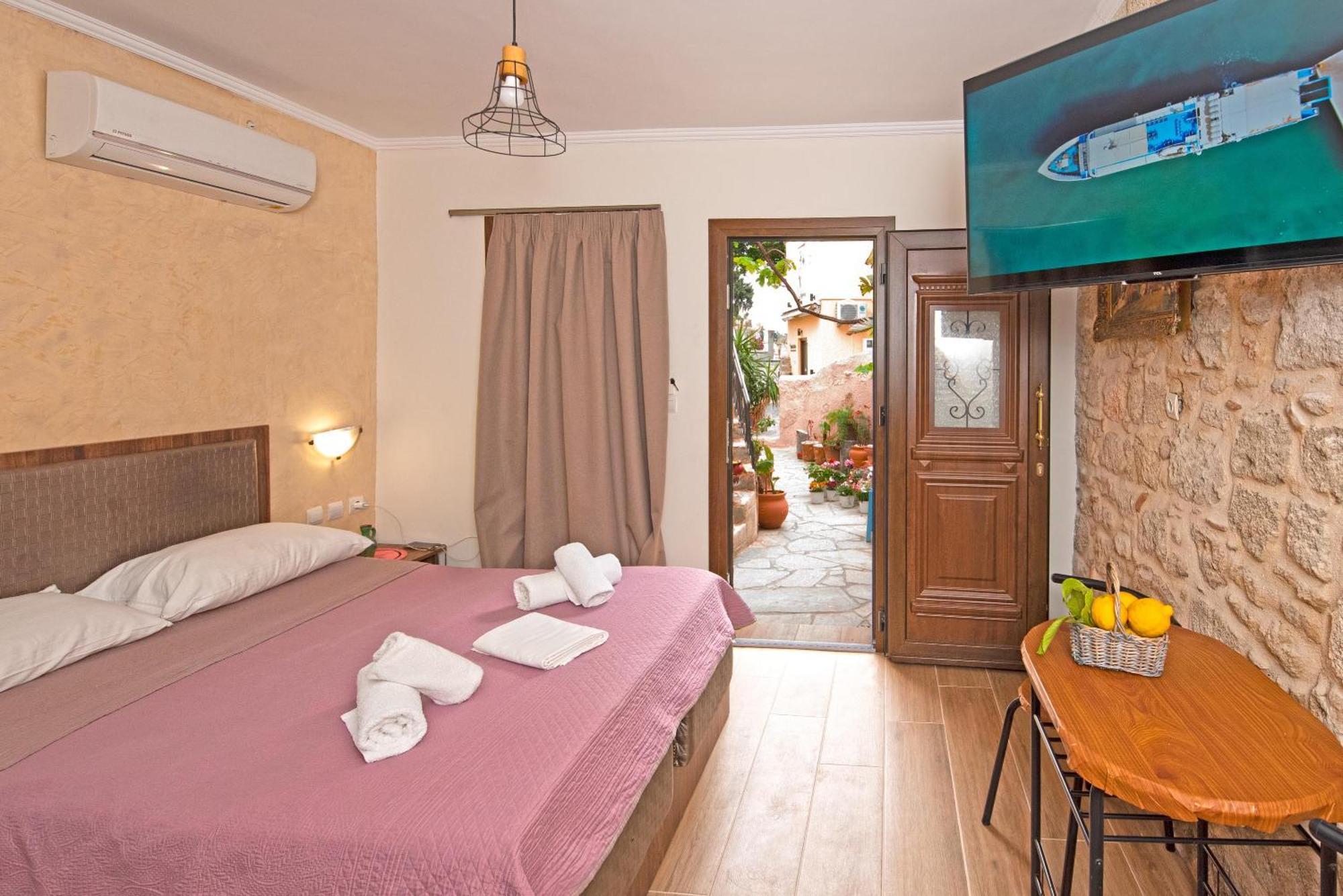 Arionos Rooms - Old Town Rhodes City Esterno foto